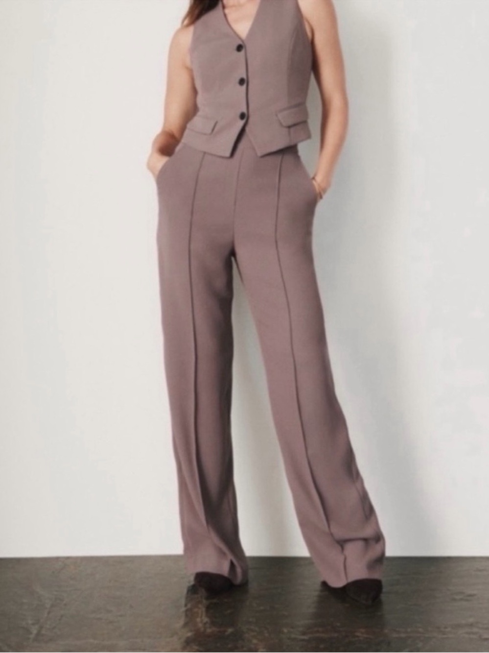 NWT SPANX Carefree Crepe Trouser in Smoke NEW Size Large